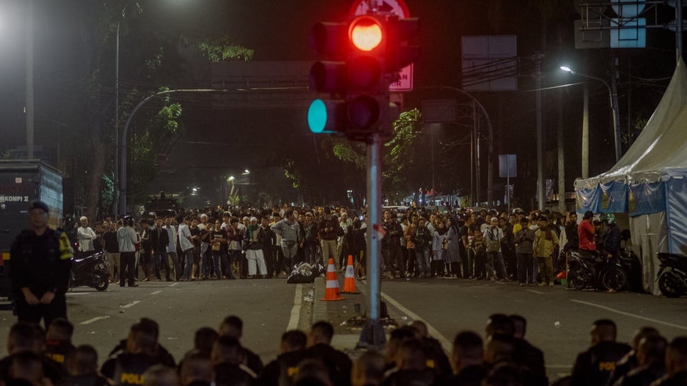 2019/05/22/kerusuhan-di-tanah-abang--1--tirto.id-hafitz-maulana.jpg