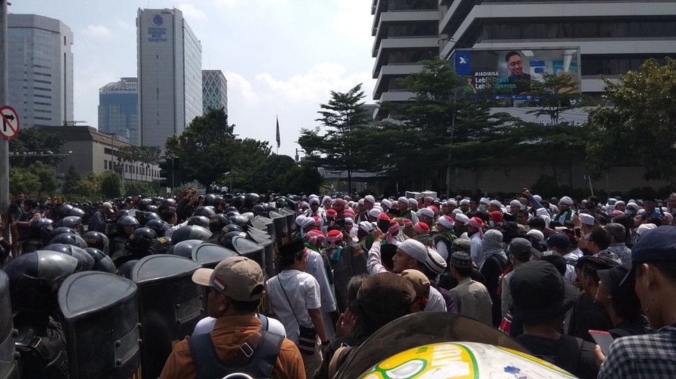 Situasi Terkini Jakarta: Massa Demo 22 Mei di Bawaslu Mulai Bubar