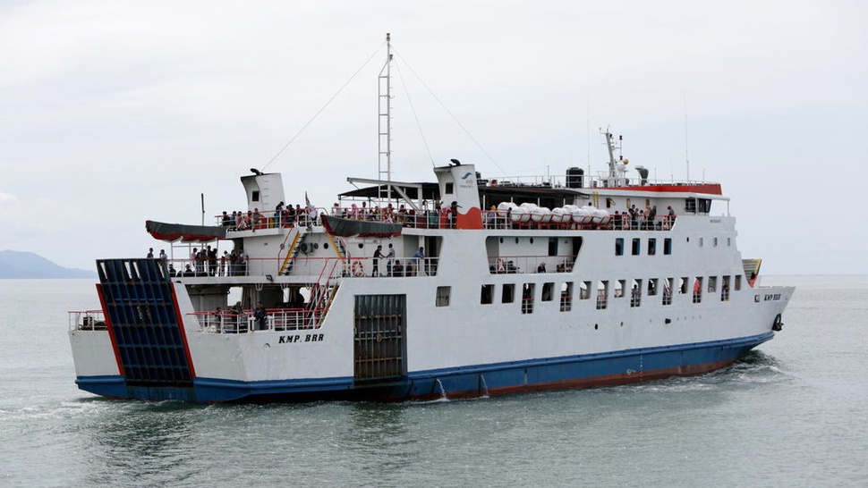 Kapal KMP Mutiara Persada II Kandas, Penumpang Sudah Dievakuasi