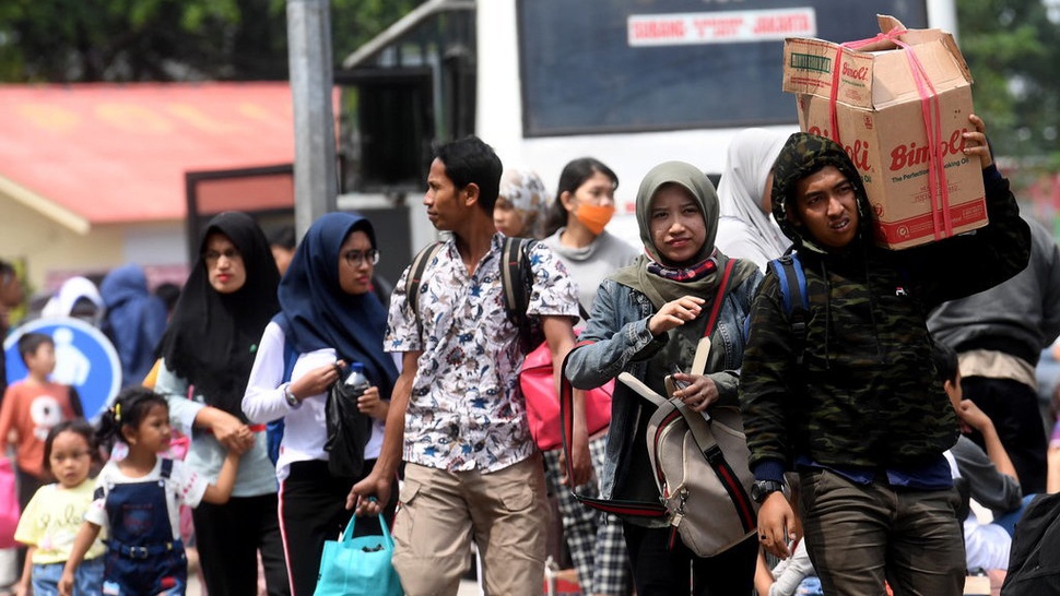 Pemerintah Gelontorkan Bansos ke Warga Jakarta Agar Tak Mudik