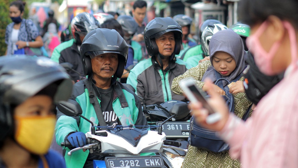 Kisah Pilu Pengemudi & Penumpang Ojol ketika Jakarta Mati Listrik