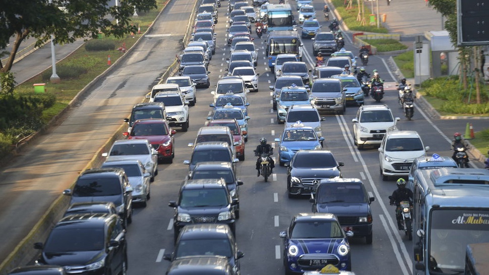 Kendaraan Pribadi Usia Lebih 10 Tahun Dilarang di Jakarta pada 2025