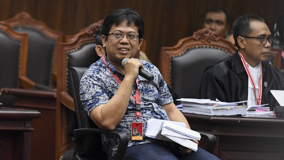 Saat Saksi Tim Prabowo Memberi Keterangan Bak Ahli di Sidang MK