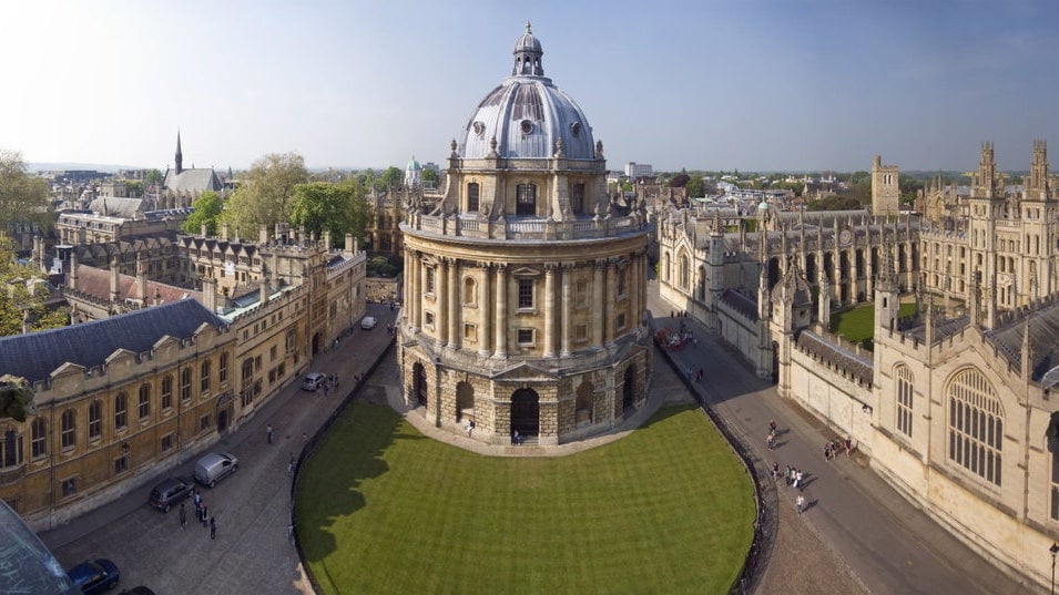 Mengapa Oxford Mencetak Banyak Pemimpin Inggris dan Dunia