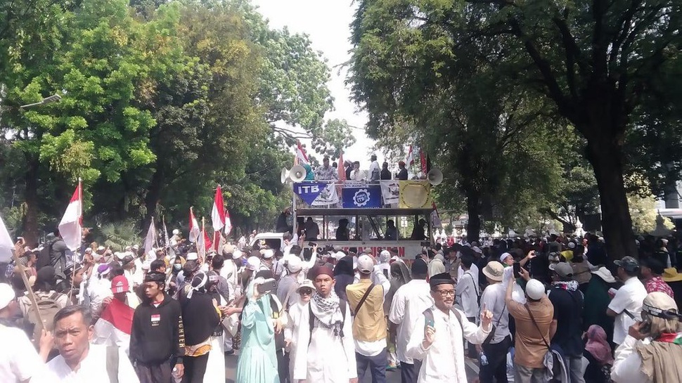 Abdullah Hehamahua Serukan Massa Aksi di MK Jangan Terprovokasi