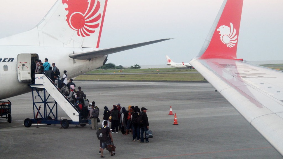 Lion Air Tunda 13 Penerbangan Umrah dari Indonesia ke Arab Saudi