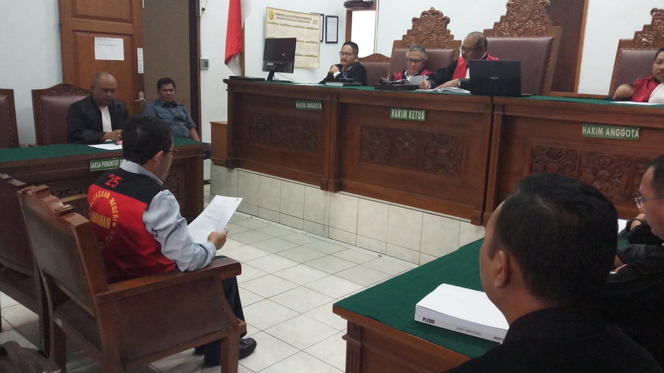 Hakim Dua Kali Putuskan Jeda di Sidang Pleidoi Joko Driyono