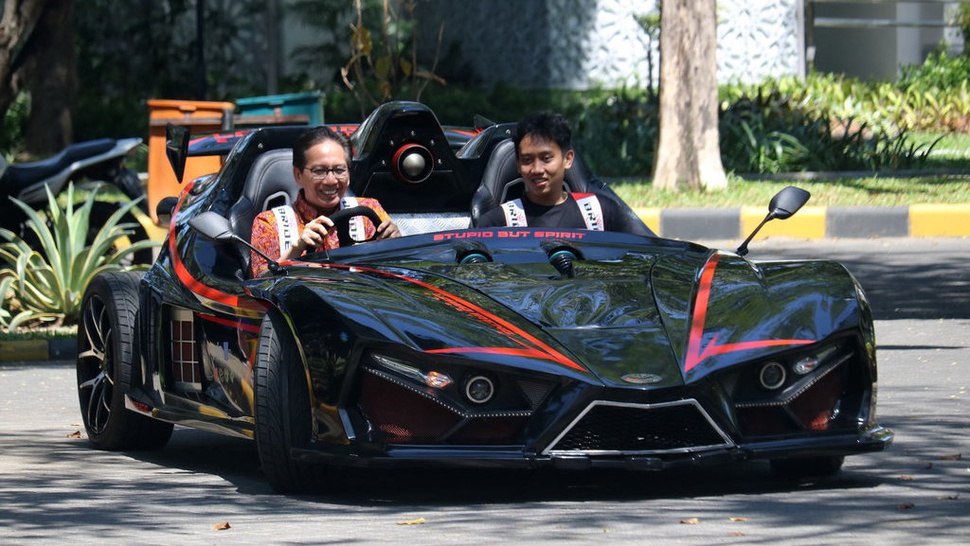 Jokowi Teken Perpres Mobil Listrik, Menperin Pastikan Ada Insentif