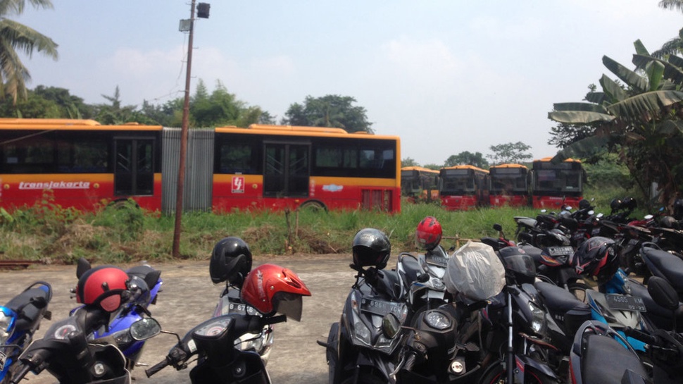 Dirut INKA: Bus Transjakarta di PDD Ciputat Belum Dilunasi Pemprov