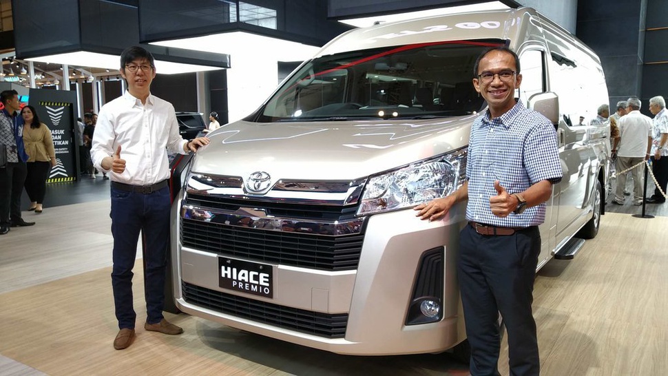 Harga & Spesifikasi Toyota Hiace Premio yang Meluncur di GIIAS 2019