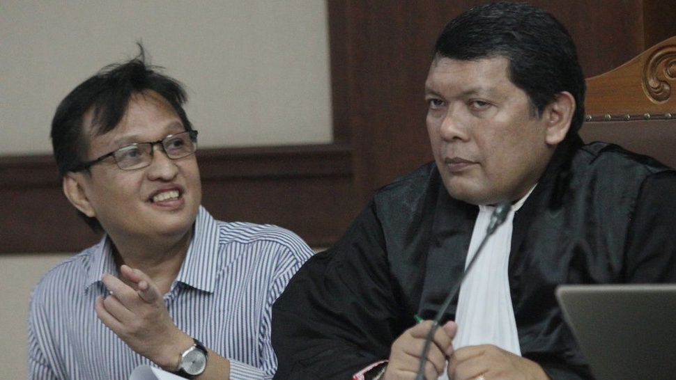 Majelis Hakim Vonis Penyuap Bupati Talaud 1 Tahun 6 Bulan Penjara
