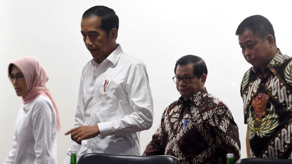 Tak Hanya Marah, Jokowi Diharapkan Paham Persoalan & Berikan Solusi