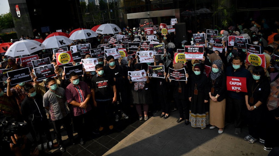 Jokowi Mau Pegawai KPK Jadi ASN: Upaya Lumpuhkan Independensi?
