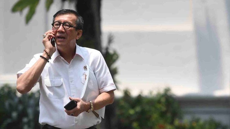Presiden Jokowi Minta Menkumham Yasonna Pelajari Revisi UU KPK