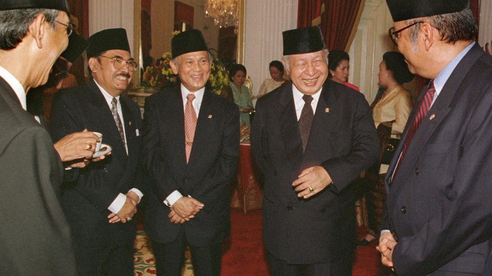 Sejarah Kemesraan Keluarga BJ Habibie dengan Soeharto