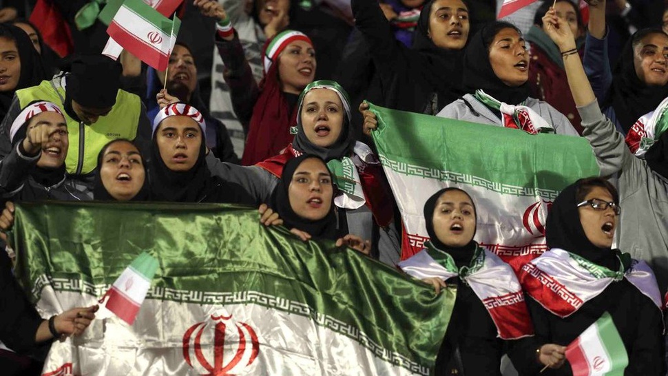FIFA Kecam Iran karena Kasus Blue Girl, Gadis yang Bakar Diri