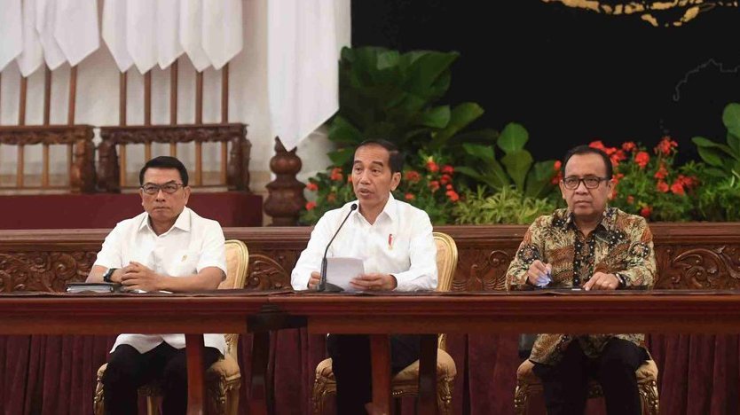 Jokowi Tegaskan Tak Ada Pengembalian Mandat oleh Pimpinan KPK