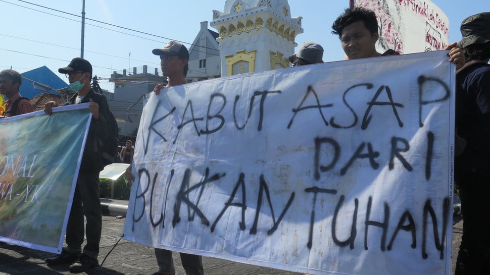 Monopoli Tanah Dinilai Jadi Biang Karhutla di Kalimantan & Sumatera