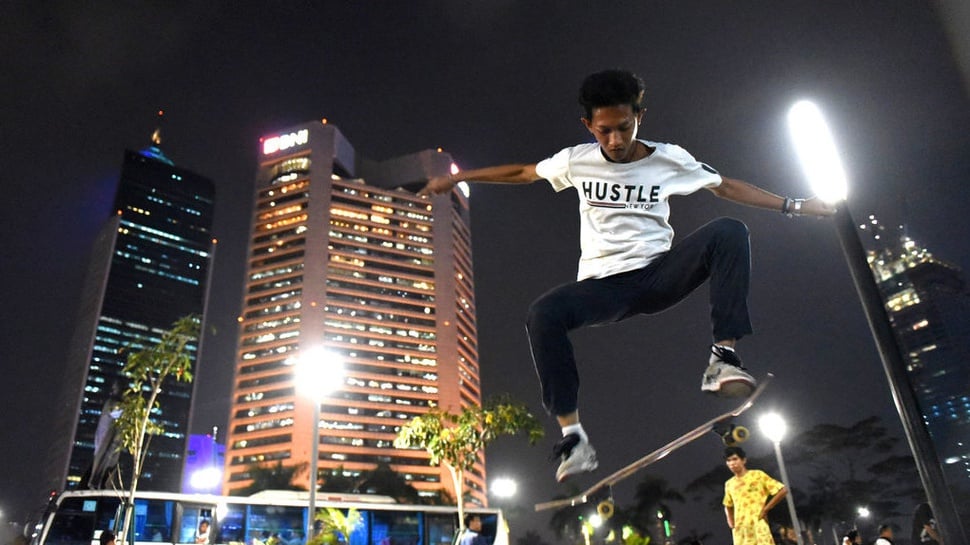 2019/09/19/skateboard-taman-dukuh-atas-tirto-mico-1.jpg