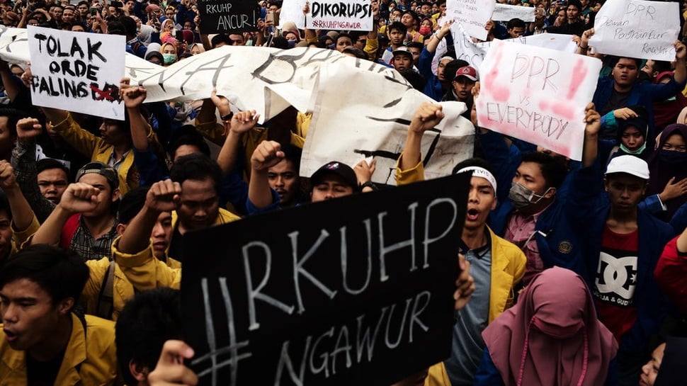Pasal Zina RKUHP vs Bali Sex Ban, dan Demo Mahasiswa di Media Luar