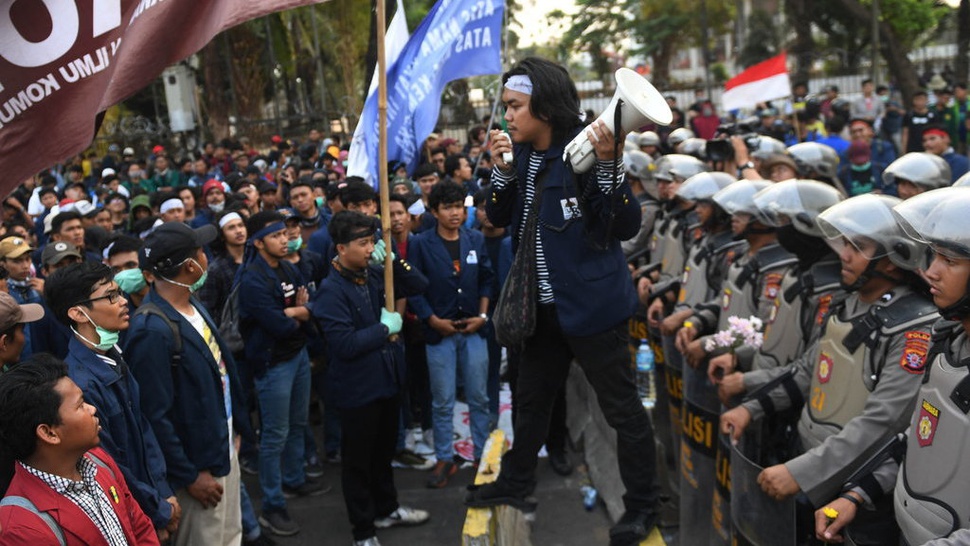 Revisi UU KPK Berlaku, YLBHI: Indonesia Kembali ke Era Orba