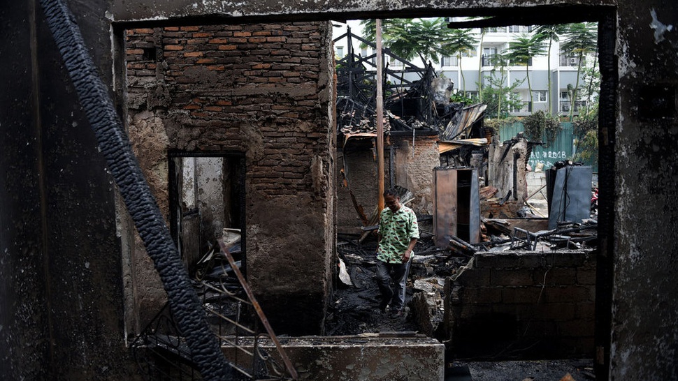 40 Rumah Hangus Terbakar di Cawang