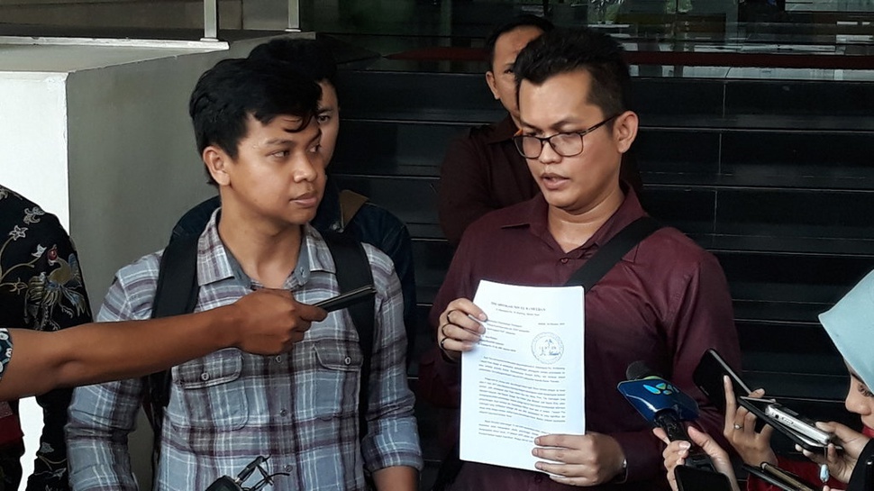 Ragukan Kinerja Polri, Tim Advokasi Novel Desak Jokowi Bentuk TGPF