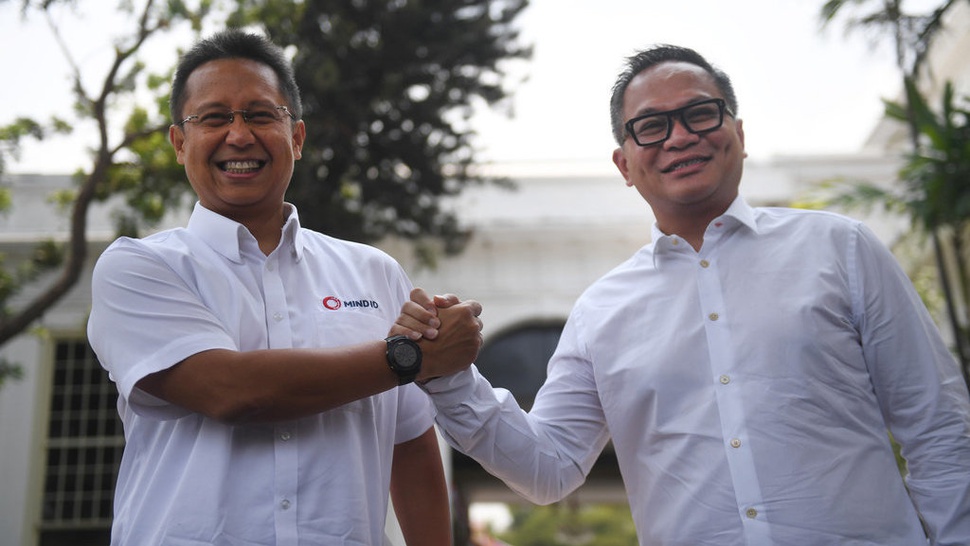 Jokowi Tunjuk Dirut Mandiri dan Dirut Inalum sebagai Wamen BUMN