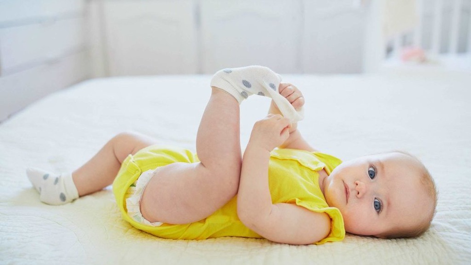 Cara Mengatasi Kepala Bayi Peyang dan Tips untuk Mencegahnya