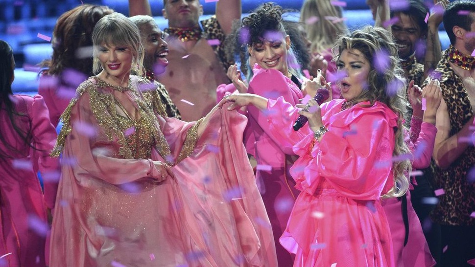 Polemik dan Jalan Panjang Taylor Swift Raih American Music Awards