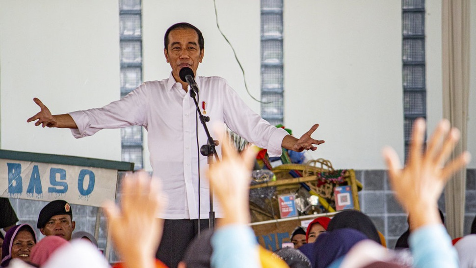 Jokowi Minta Draf Omnibus Law Kelar Pekan Ini & Diajukan ke DPR