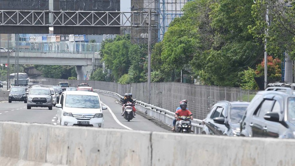 Banjir Jakarta: Sepeda Motor Bisa Masuk Tol Bintara-Tanjung Priok