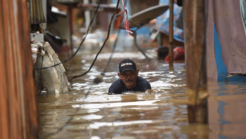 PDIP Minta Anies Tiru Sistem Penanganan Banjir ala Ahok