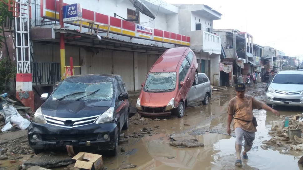 Banjir di Jabodetabek dan Bengkel-Bengkel yang Ketiban Untung