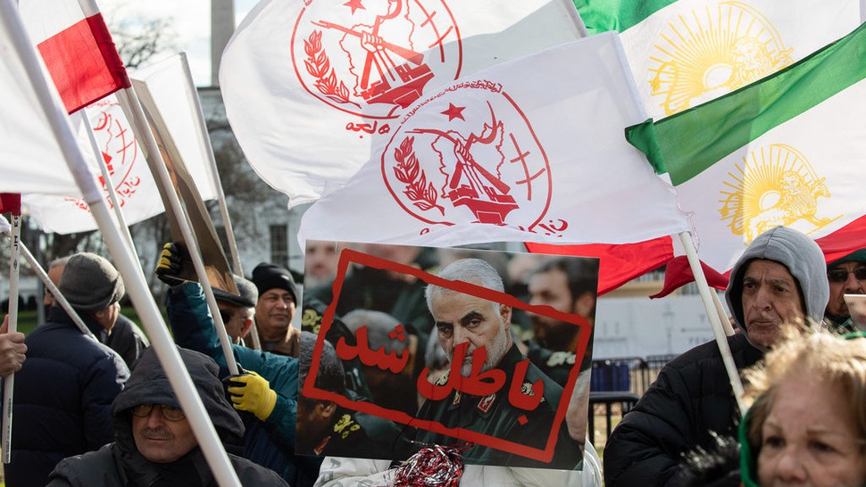Bendera Merah Iran Dikibarkan Pelayat Soleimani, Simbol Pembalasan