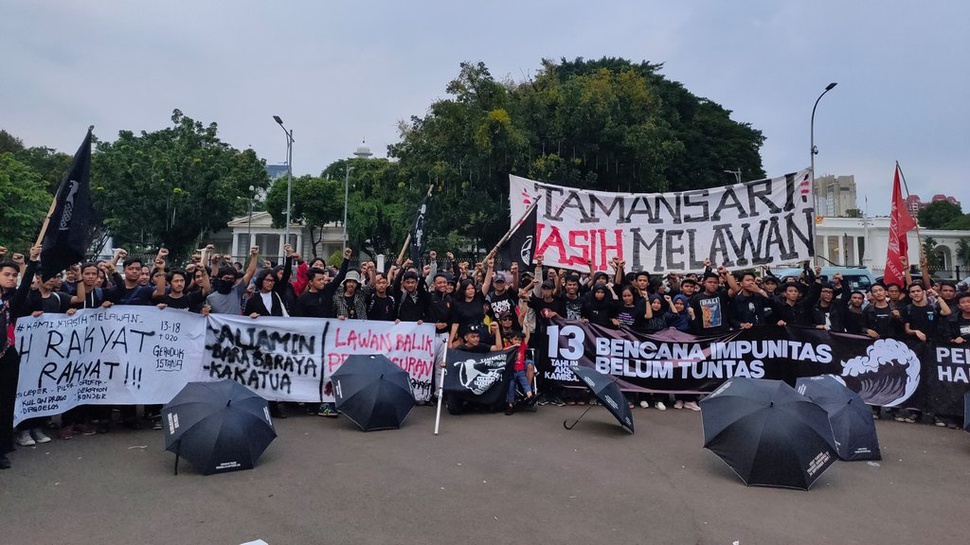 13 Tahun Aksi Kamisan: Kado Janji Kosong Jokowi Tuntaskan Kasus HAM
