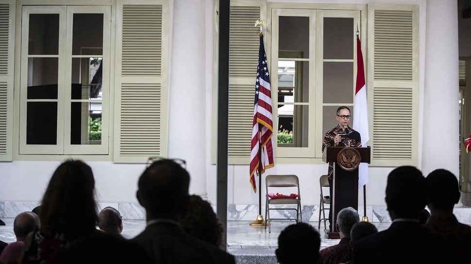 Seorang Staf Kedubes AS di Jakarta Meninggal Akibat COVID-19