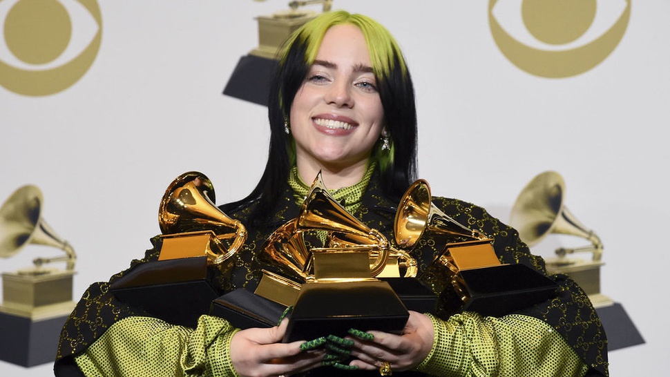 Grammy 2020: Billie Eilish Cetak Rekor 5 Piala di Usia 18 Tahun