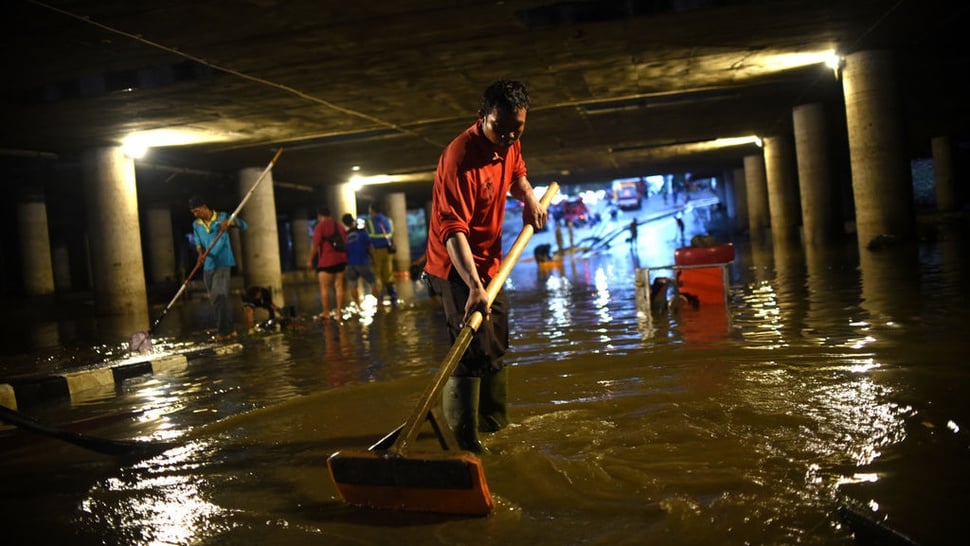 2020/02/04/banjir-underpass-kemayoran-tirto-mico-4.jpg