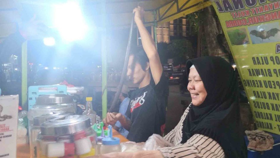 Cerita Pedagang Kuliner Ekstrem di Mangga Besar Usai Ramai Corona