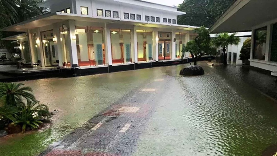 Kawasan Istana Kepresidenan Sempat Kebanjiran