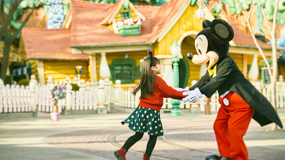 Tokyo Disney Resort & Museum Ghibli Tutup karena Virus Corona