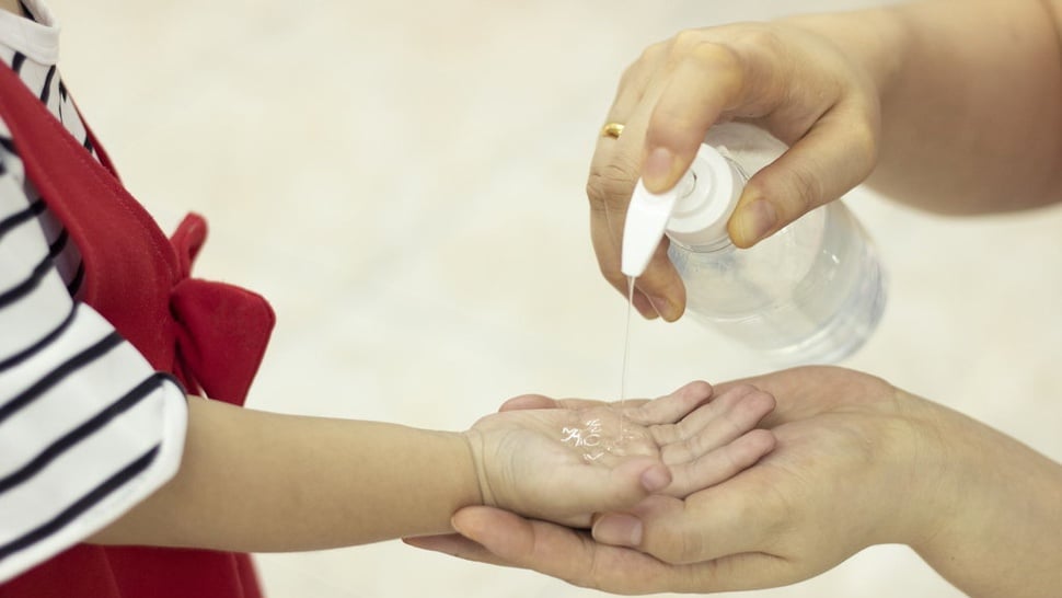 Kapan Harus Cuci Tangan dengan Handrub dan Bagaimana Caranya?