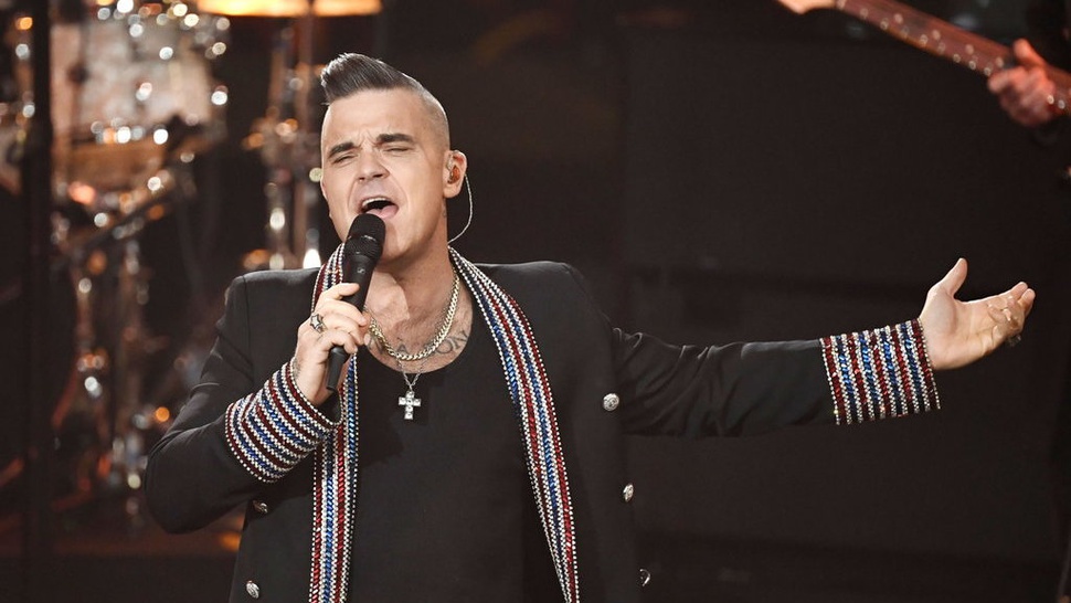 Robbie Williams Ungkap Alasan Pernah Tolak Jadi Vokalis Queen