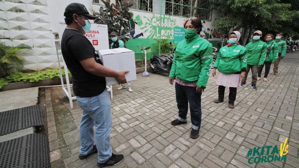 Grab Beri Bantuan Paket Sembako Bagi Mitra Pengemudi di 7 Kota