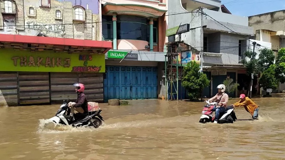 Akibat Hujan Deras, 21 Ribu Rumah Terendam Banjir di Kab. Bandung