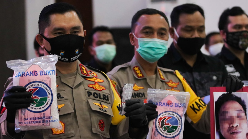 5 Polisi Polrestabes Surabaya Ditangkap karena Pesta Narkoba