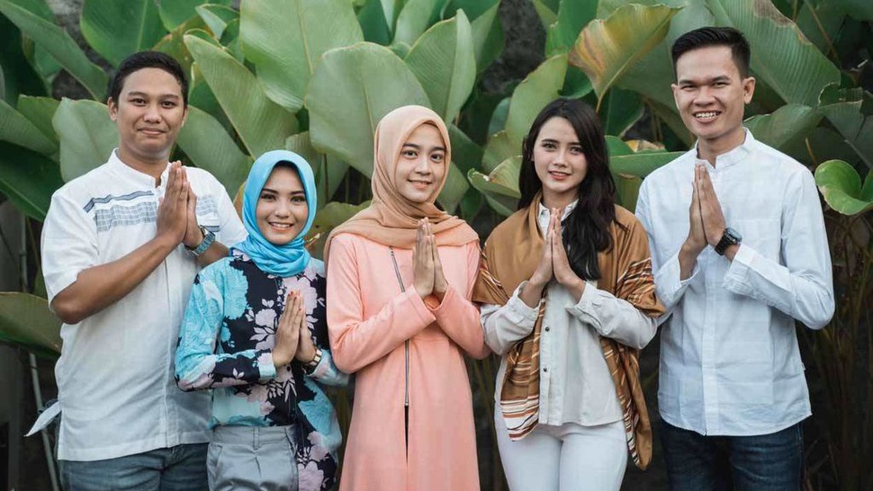 Ucapan Idul Fitri, Selamat Lebaran dalam Bahasa Indonesia & Inggris