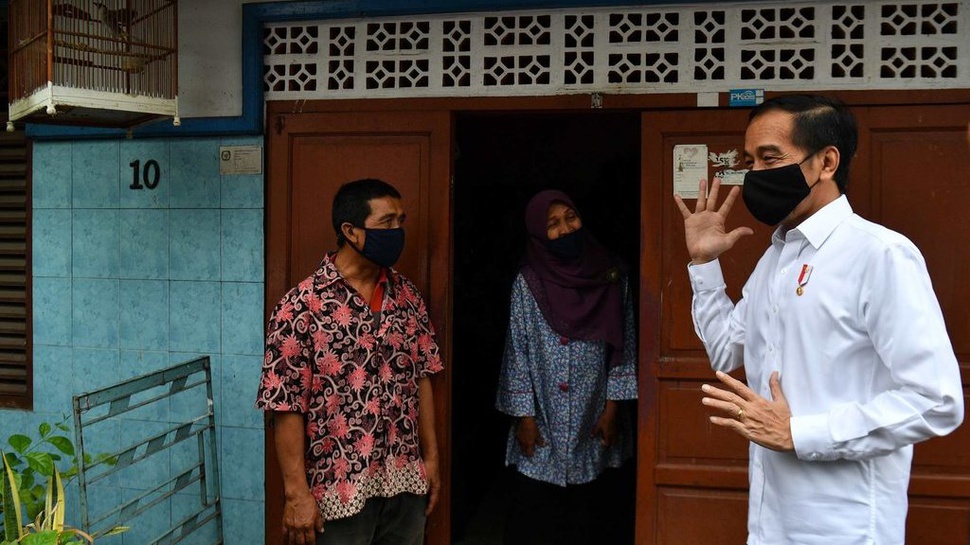 Distribusi Bansos Masih 50%, Jokowi Minta Bisa Cair Semua Pekan Ini