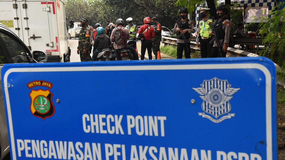 Kepolisian Putar Balik 10 Ribu Kendaraan Menuju Jakarta